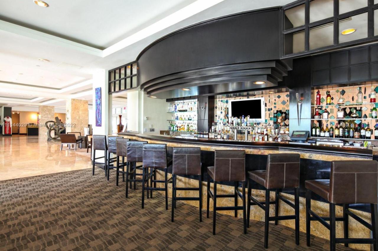 Gallery One - A Doubletree Suites By Hilton Hotel Fort Lauderdale Kültér fotó