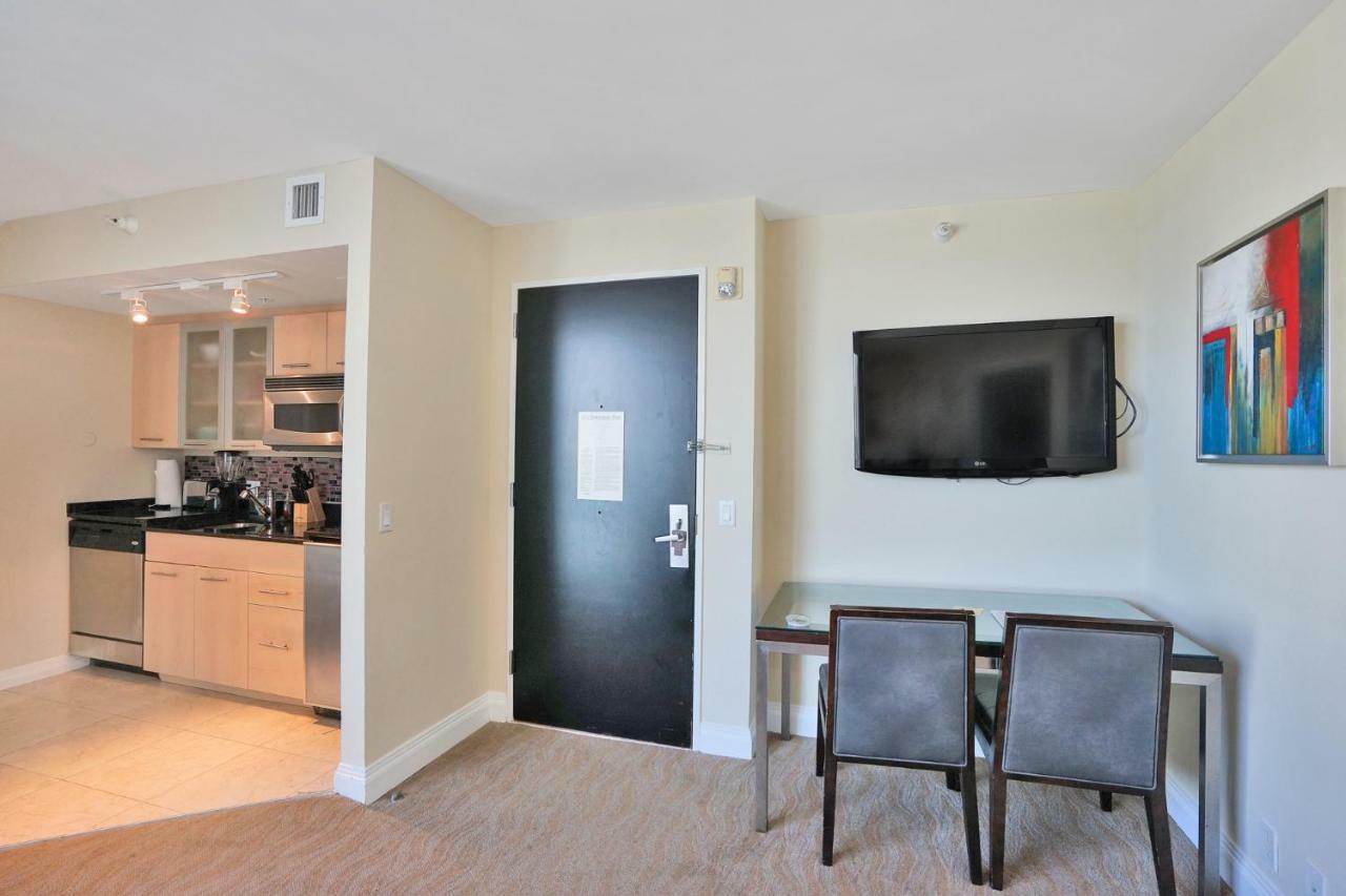 Gallery One - A Doubletree Suites By Hilton Hotel Fort Lauderdale Kültér fotó
