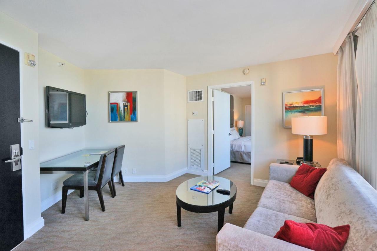 Gallery One - A Doubletree Suites By Hilton Hotel Fort Lauderdale Kültér fotó